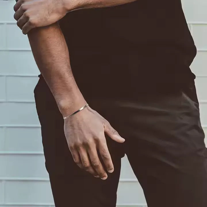 TMB107-18kt Gold plated on 925 Sterling Silver Flexible Flat Herringbone Chain Bracelet