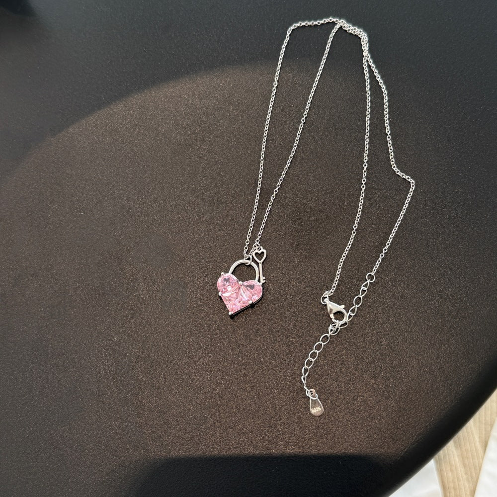 TMN0877 Sterling Silver love Heart Key Necklace