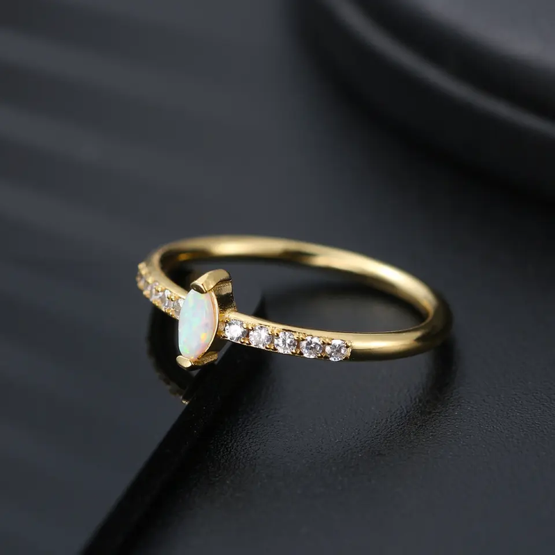 Opal ring, sterling silver 