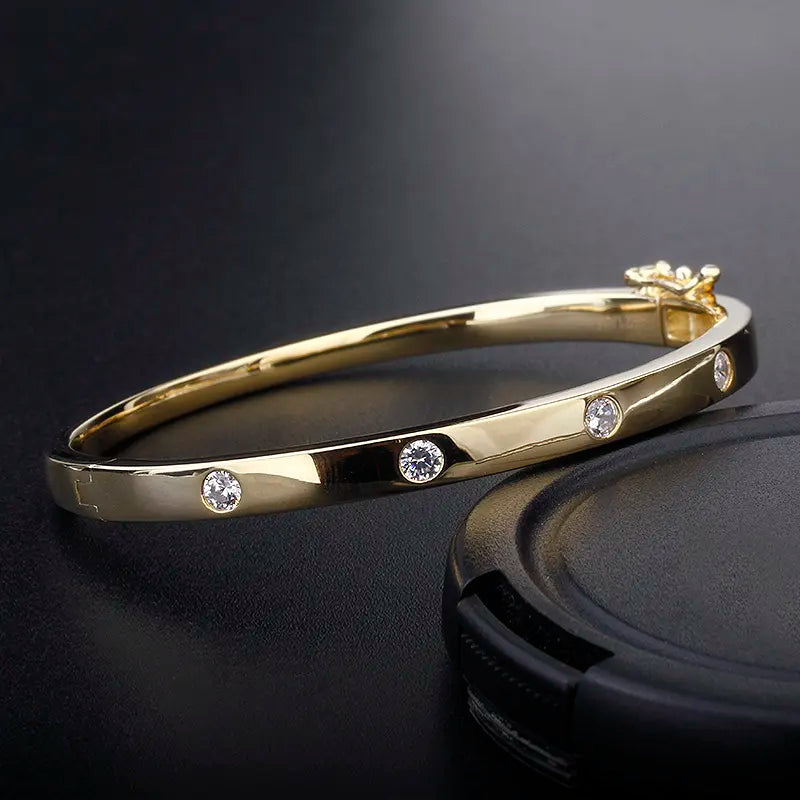 Lovely Bangle